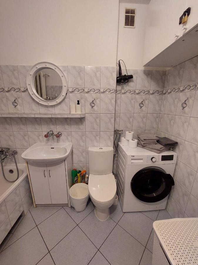 Jagiellonska 42 Przymorze Apartment กดัญสก์ ภายนอก รูปภาพ