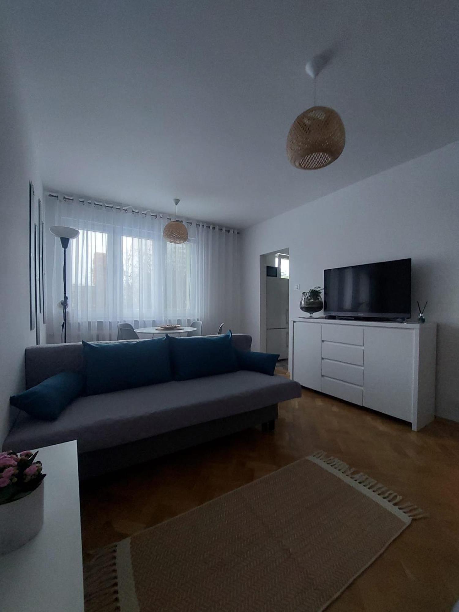 Jagiellonska 42 Przymorze Apartment กดัญสก์ ภายนอก รูปภาพ